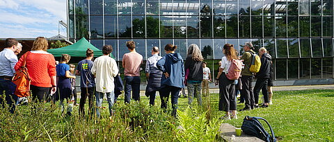 Am 6. Vernetzungstreffen zum Thema „BNE in der Lehre“ am 5. Juni 2024 nahmen wieder Dozierende und Studierende aus zahlreichen Fakultäten und weiteren Einrichtungen der Universität teil. 